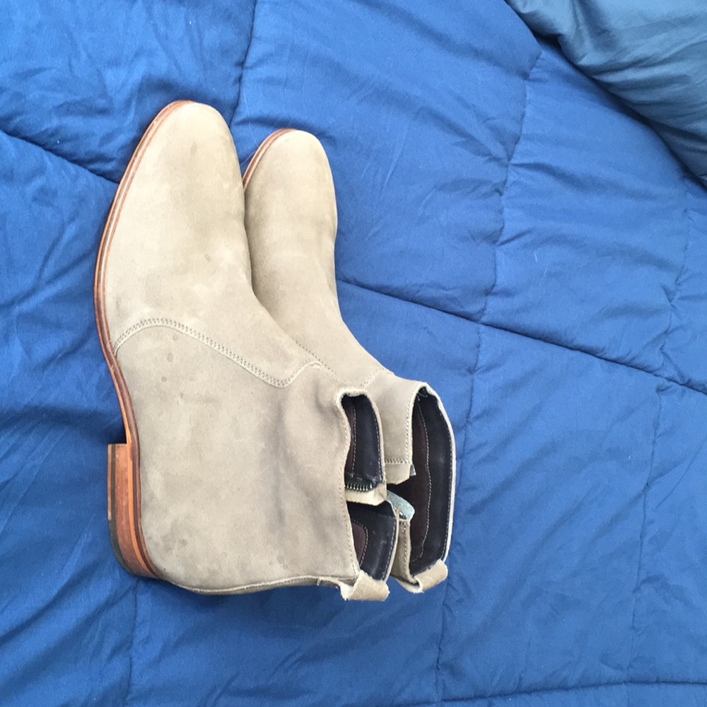 Chelsea boots